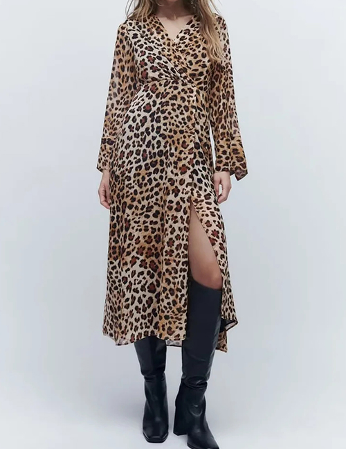 Vestido De Leopardo Con Cuello En Pico