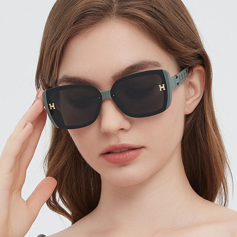 Pc Square Hollow Sunglasses