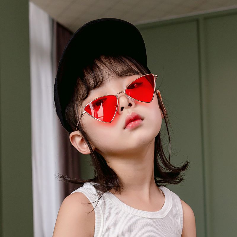 Gafas De Sol Triangulares Para Niños.