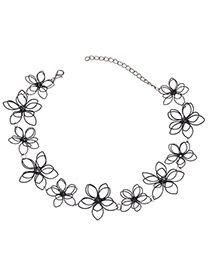 Fashion Black Flower Shape Decorated Necklace