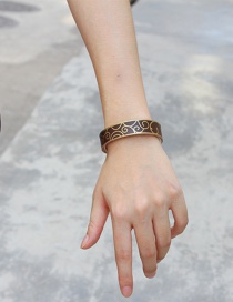 Fashion Brown Rivet Shape Decorated Bracelet