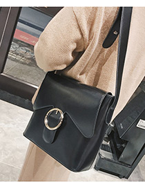 Elegant Black Circular Ring Decorated Shoulder Bag