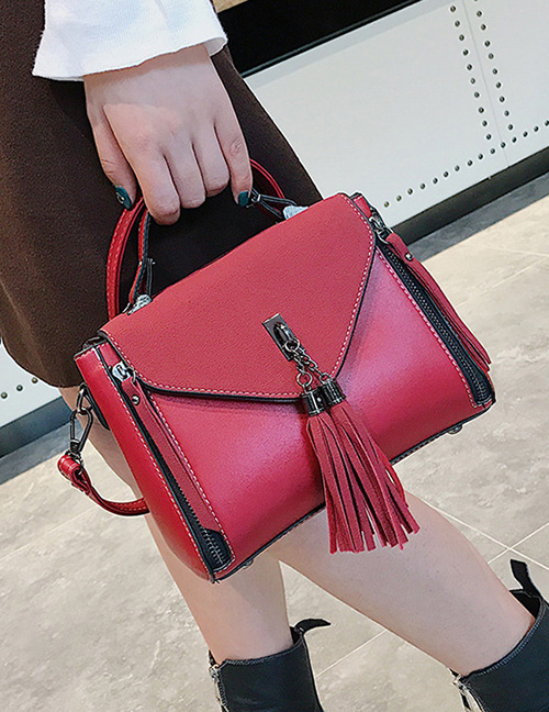 Trendy Red Tassel Decorated Pure Color Shoulder Bag