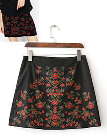 Fashion Black Flower Pattern Decorated Simple Skirt
