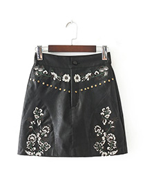 Fashion Black Rivet&flower Pattern Decorated Skirt