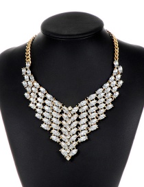 Elegant White Oval Shape Diamond Decorated Necklace