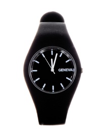 Fashion Black Pure Color Decorated Watch