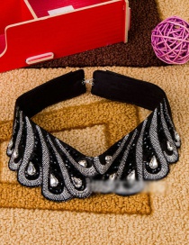 Lovely Black Oval Shape Diamond Decorated Fake Collar