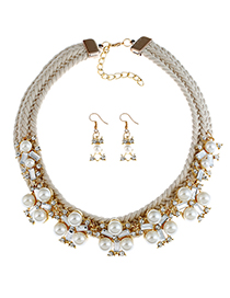 Fashion White Pearl Decorated Jewelry Set