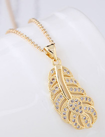 Elegant Gold Color Hollow Out Leaf Pendant Decorated Necklace
