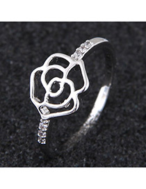 Elegant Silver Color Hollow Out Rose Design Ring