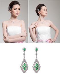 Fashion Green Flowers Shape Design Long Earrings