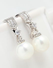 Fashion Silver Color Round Shape Decorated Pearl Earrings