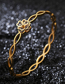 Fashion Gold Color Clover Shape Decorated Bracelet