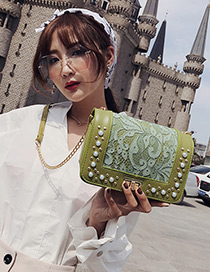 Fashion Green Rivet Decorated Shoulder Bag