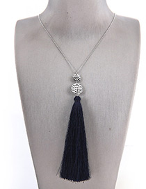 Vintage Black Tassel Decorated Necklace