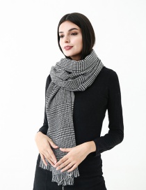Fashion Gray Grids Pattern Decorated Scarf