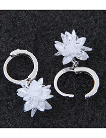Elegant Silver Color Flowers Decorated Asymmetric Earrings