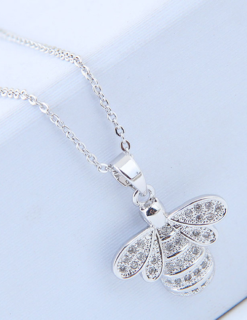 Elegant Silver Color Bee Pendant Decorated Long Necklace