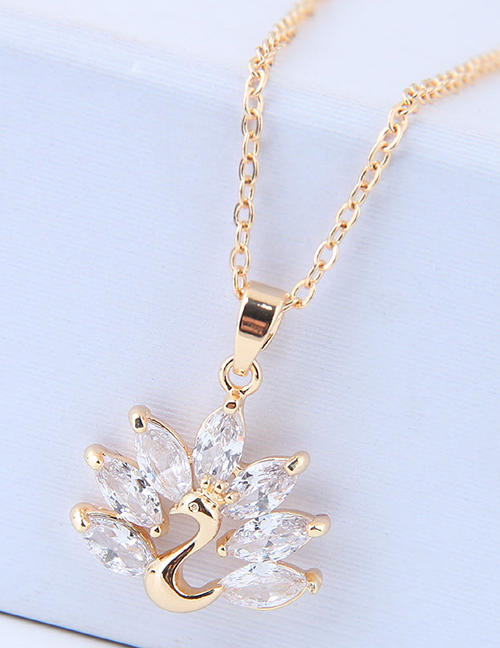 Elegant Gold Color Peacock Pendant Decorated Long Necklace