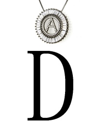 Fashion Black Letter D Shape Decorated Necklace