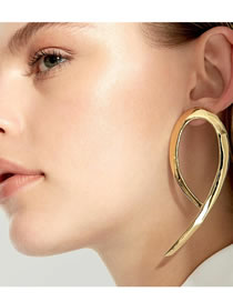 Vintage Gold Color Pure Color Design Long Earrings