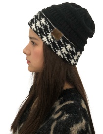 Fashion Black Curling Shape Design Knitted Hat