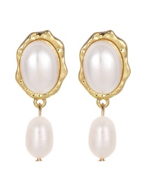 Fashion White Oval Shape Decorated Natural Pearls Earrings