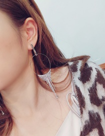 Fashion Silver Color Round Shape Decorated Tassel Earrings