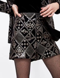 Fashion Black Sequins Decorated Pure Color Shorts