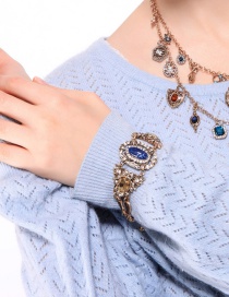 Fashion Blue Diamond Decorated Bracelet