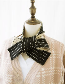 Fashion Black Stripe Pattern Decorated Knitted Scarf