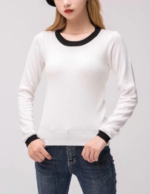 Fashion White Round Neckline Design Sweater