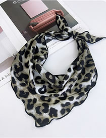 Fashion Light Gray Leopard Pattern Decorated Scarf