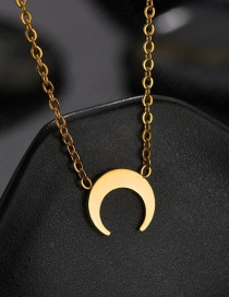 Fashion Gold Crescent Pendant Necklace
