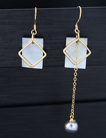 Fashion Gold Shell Geometric Shape Asymmetric Earrings