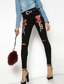 Fashion Black Shredded Embroidery Jeans