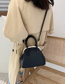 Fashion Black One-shoulder Portable Shell Bag