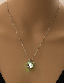 Fashion Yellow Green Heart-studded Two Cat Luminous Necklace