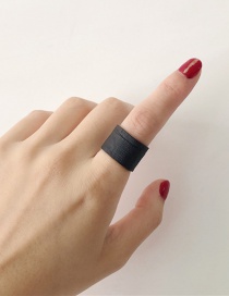 Fashion Dark Brushed Ring