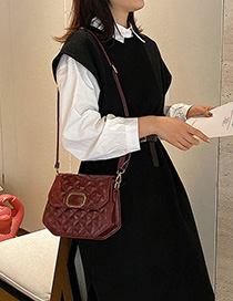 Fashion Red Wine Lingge Single Shoulder Messenger Bag