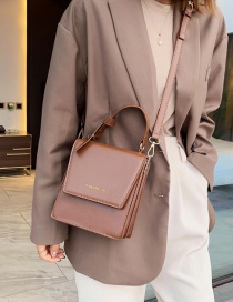Fashion Brown Alloy Letter Embroidered Line Shoulder Shoulder Bag