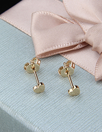 Fashion Golden Copper Plated Heart Shaped Light Stud Earrings
