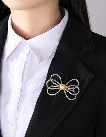 Fashion Golden Copper Brooch With Zircon Bow And Pearl