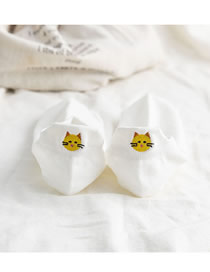 Fashion White Heel Cat Embroidered Cotton Socks