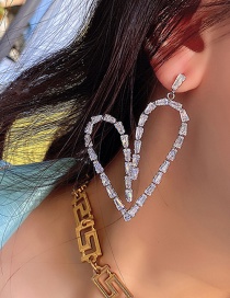 Fashion Silver Micro Set Zircon Heart Pierced Earrings