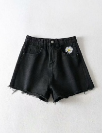 Fashion Black Chrysanthemum Embroidered Denim Shorts