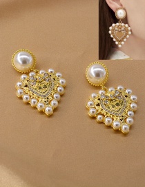 Fashion Golden Love Pearl Openwork Diamond Earrings
