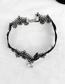 Fashion Black Lace Pattern With Diamond Collar