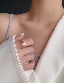 Fashion Golden Pearl Cutout Ring